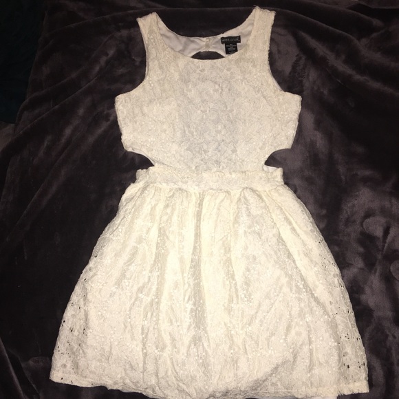 Lace Cream Colored Cut-out Dress - Picture 1 of 5